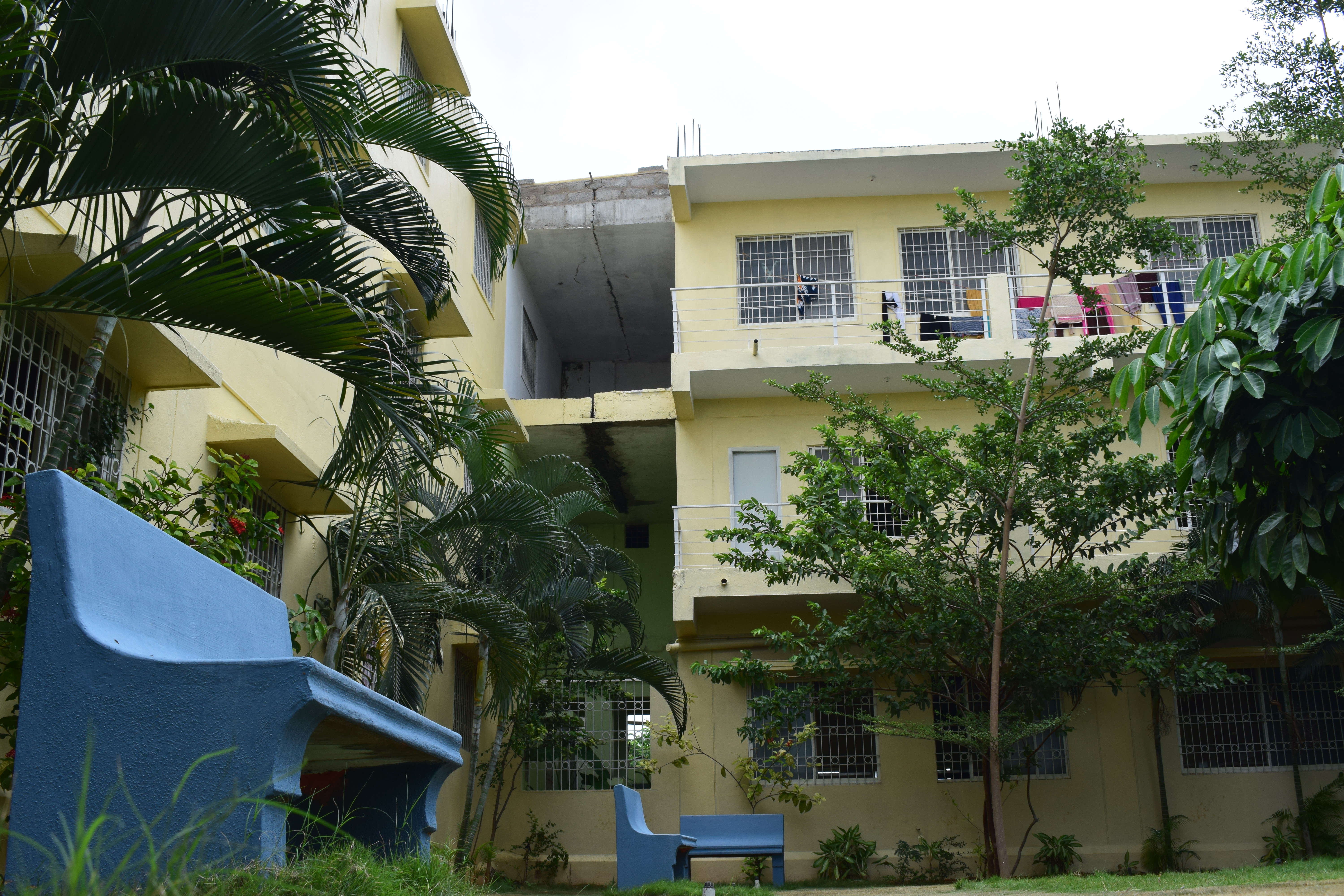 campus-img