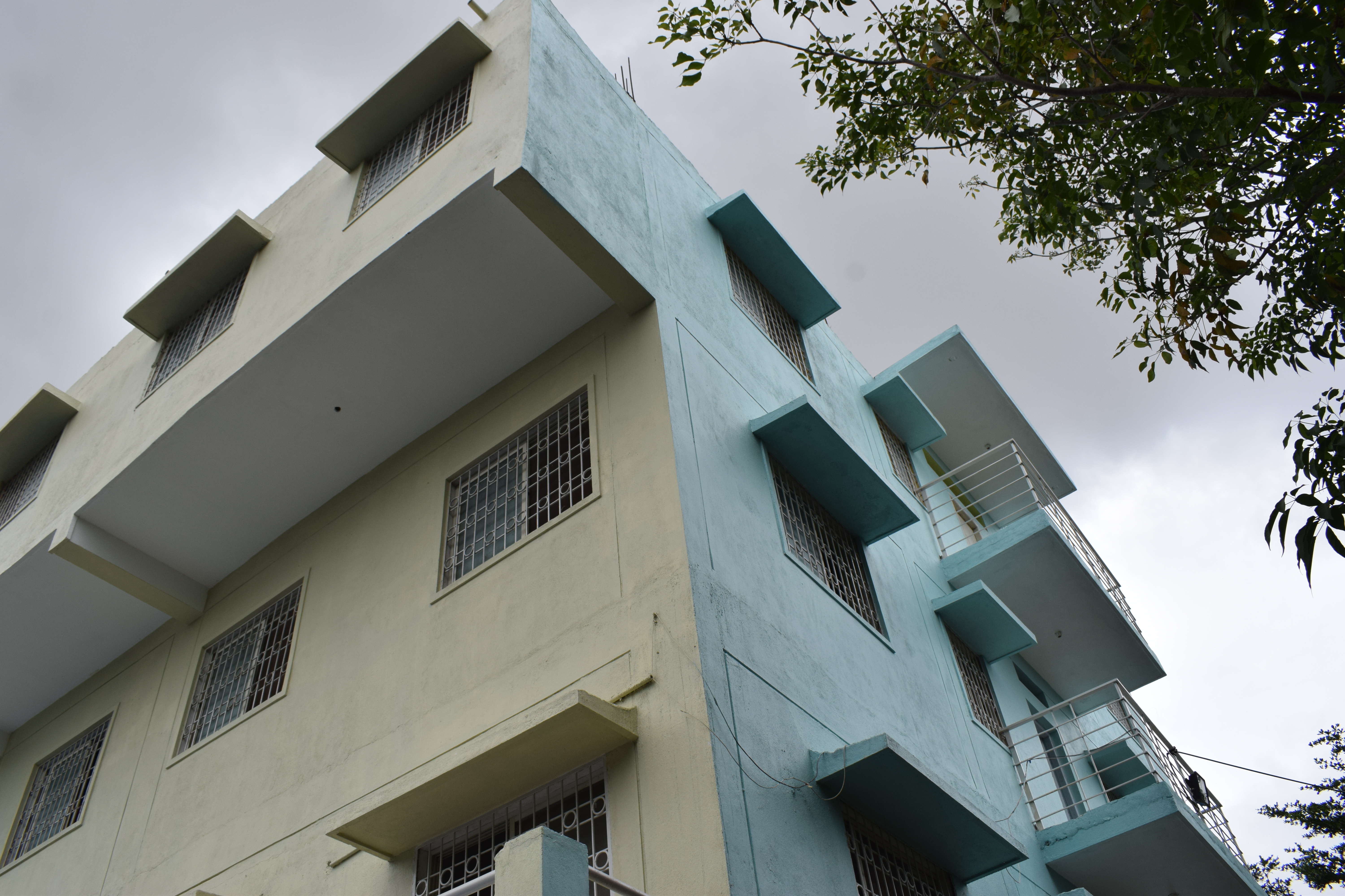 campus-img